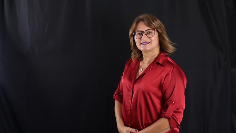 Vera Gama oficializa pré-candidatura a vereadora de Serra Talhada