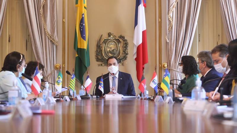 Paulo Câmara recebe governadores do Nordeste e embaixadora da França para reafirmar acordo de cooperação