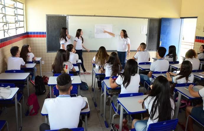 Todas as escolas de Pernambuco poderão funcionar com 100% da capacidade