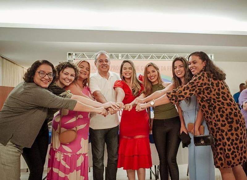 Danilo anuncia equidade de gênero nos cargos de liderança do governo