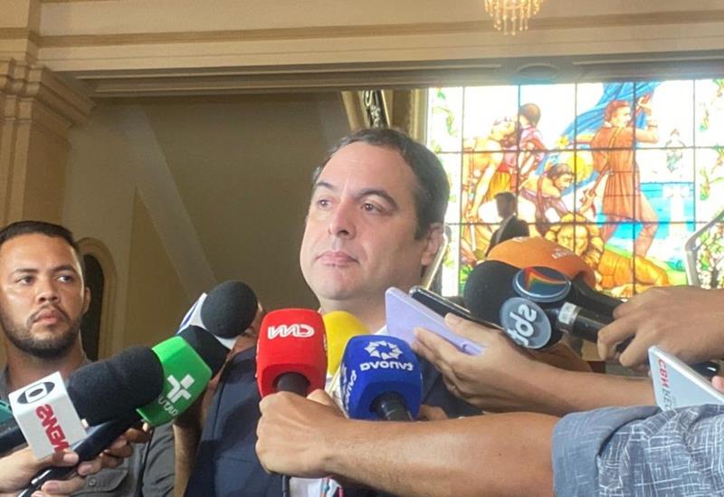 Governador anuncia pensão para parentes dos 128 mortos pelas chuvas em PE e auxílio de R$ 1.500 para desalojados e desabrigados