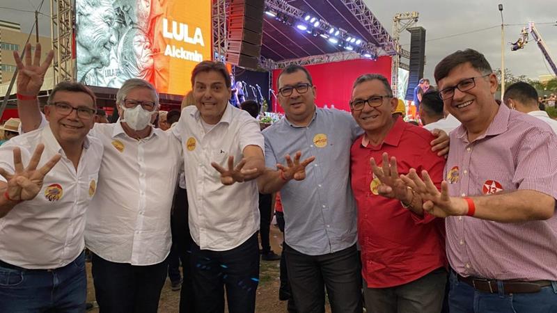Prefeitos avaliam agenda com Lula e Danilo em Serra Talhada
