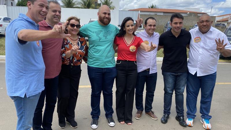 Márcia Conrado recebe Danilo em almoço prestigiado por prefeitos e lideranças