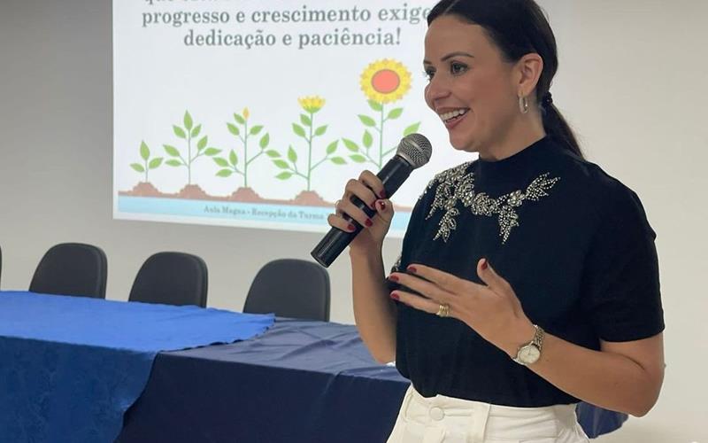 Em clima de copa do mundo Márcia Conrado comemora: “A gente dá de goleada”; saiba o motivo