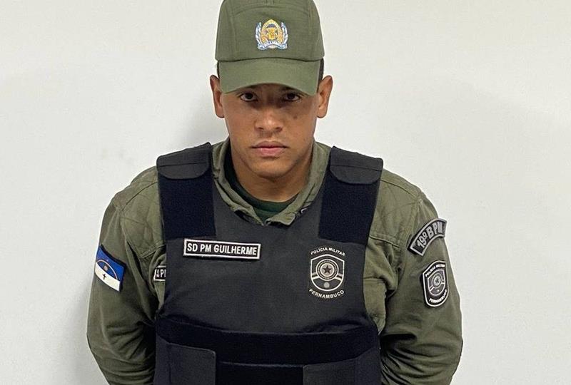 PM mata esposa no Cabo de Santo Agostinho, invade batalhão no Recife, atira em colegas de farda e se mata