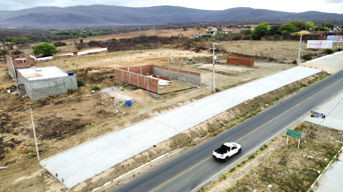 Prefeitura de Flores reforça investimentos no Bairro Espedito Marques
