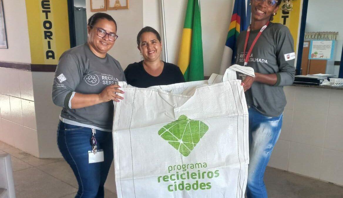 Prefeitura e Cooperativa Recicla Serra Talhada iniciam campanha: A reciclagem não tira férias