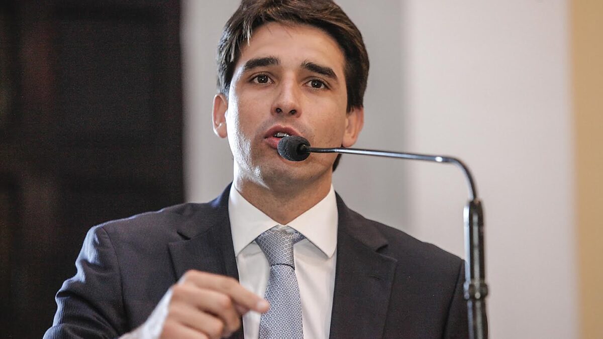Silvio Costa Filho visita o Pajeú em maratona política, consolidando alianças e filiações