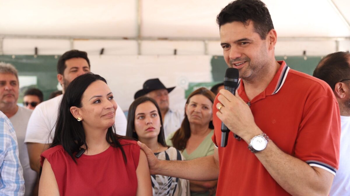 Aliança política se consolida: Representante de Marília marca presença em inauguração ao lado da prefeita Márcia Conrado