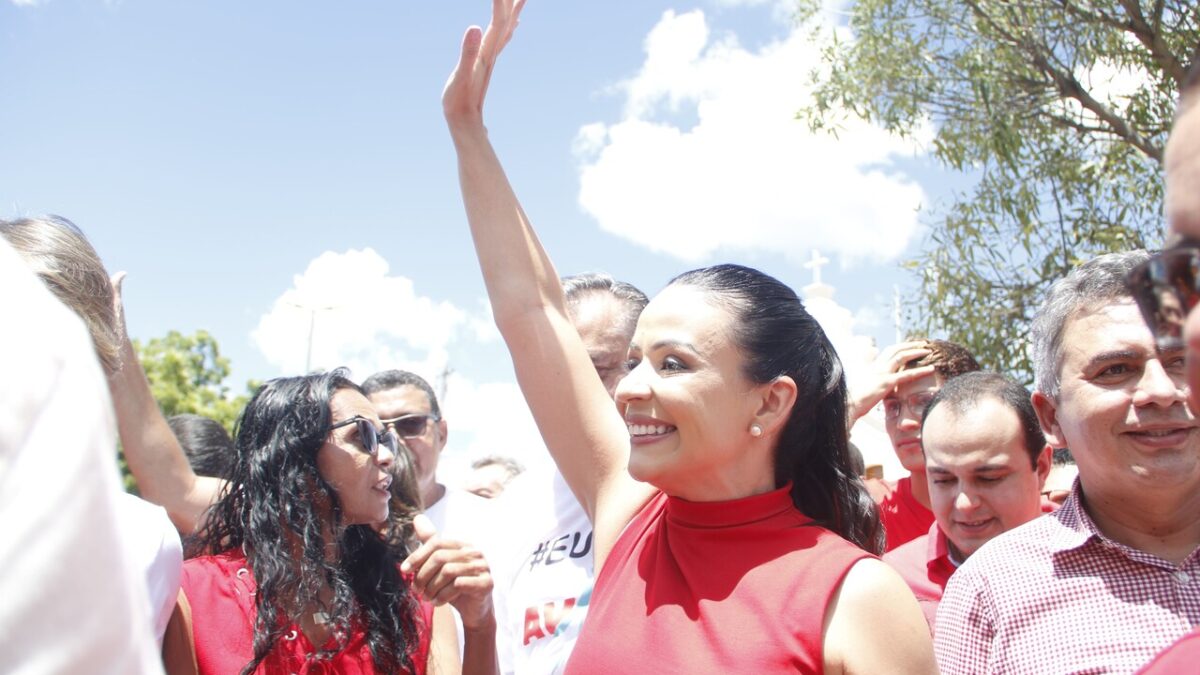 Márcia tem contas aprovadas pela Câmara com voto de Opositores