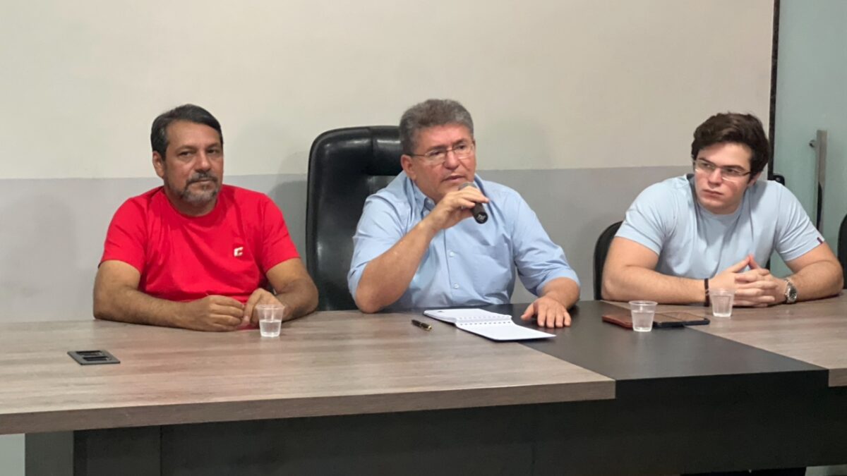 Duque anuncia pré-candidatura e reafirma aliança com Marília Arraes em disputa contra Márcia Conrado