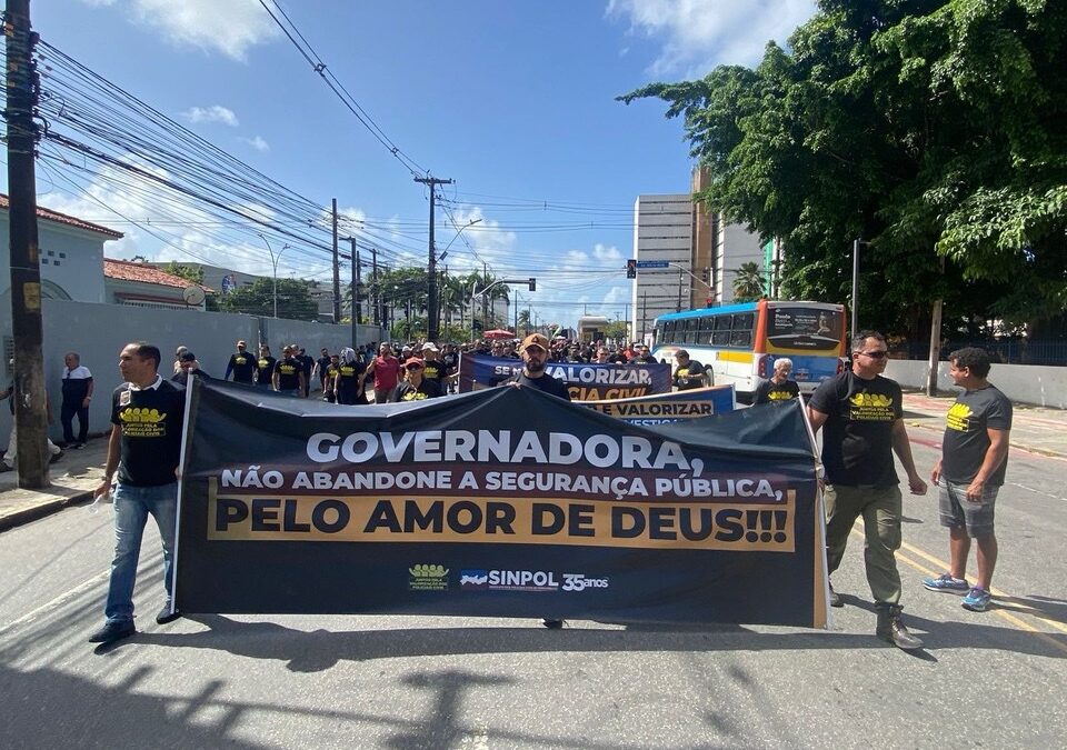 Policiais civis anunciam nova paralisação de advertência de 24 horas