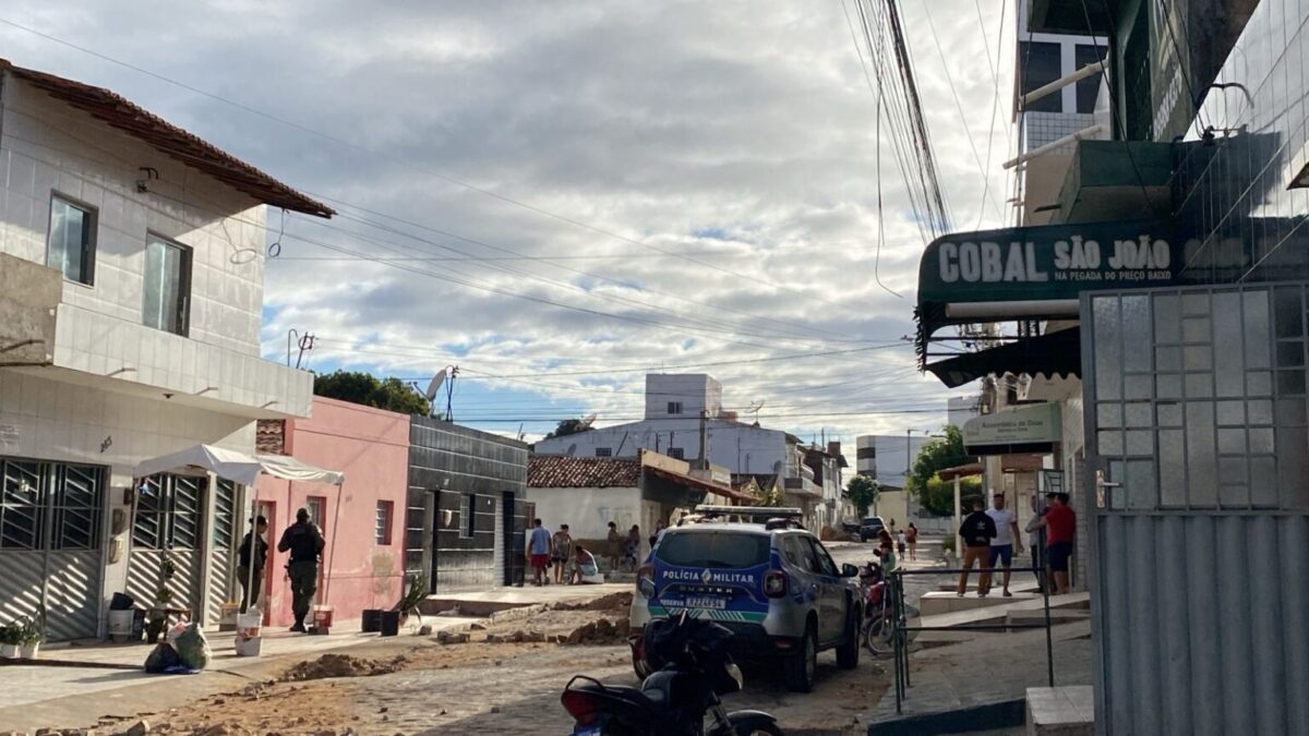 Homicídio em Serra Talhada: Homem é morto a facadas pela namorada após discussão