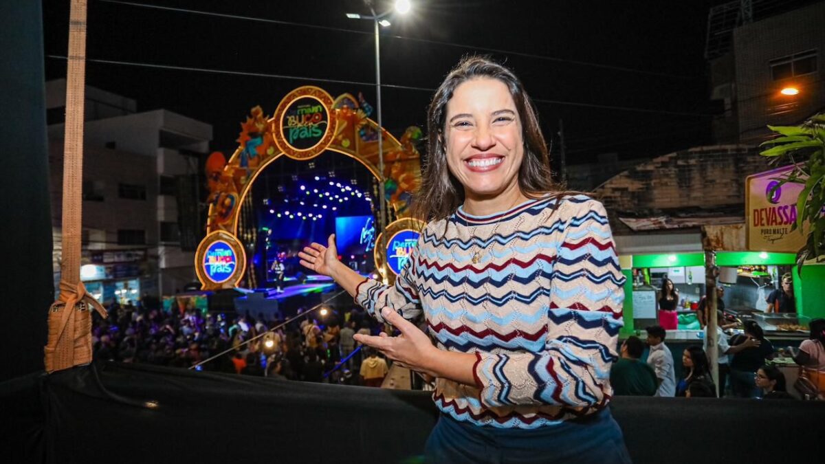 Raquel Lyra acompanha abertura do Festival Pernambuco Meu País em Arcoverde