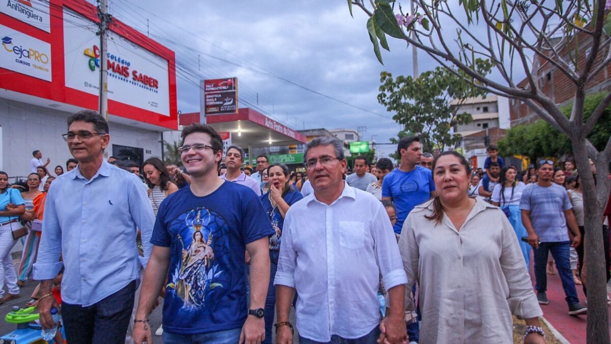 Duque participa das comemorações do Dia de Nossa Senhora da Penha em Serra Talhada