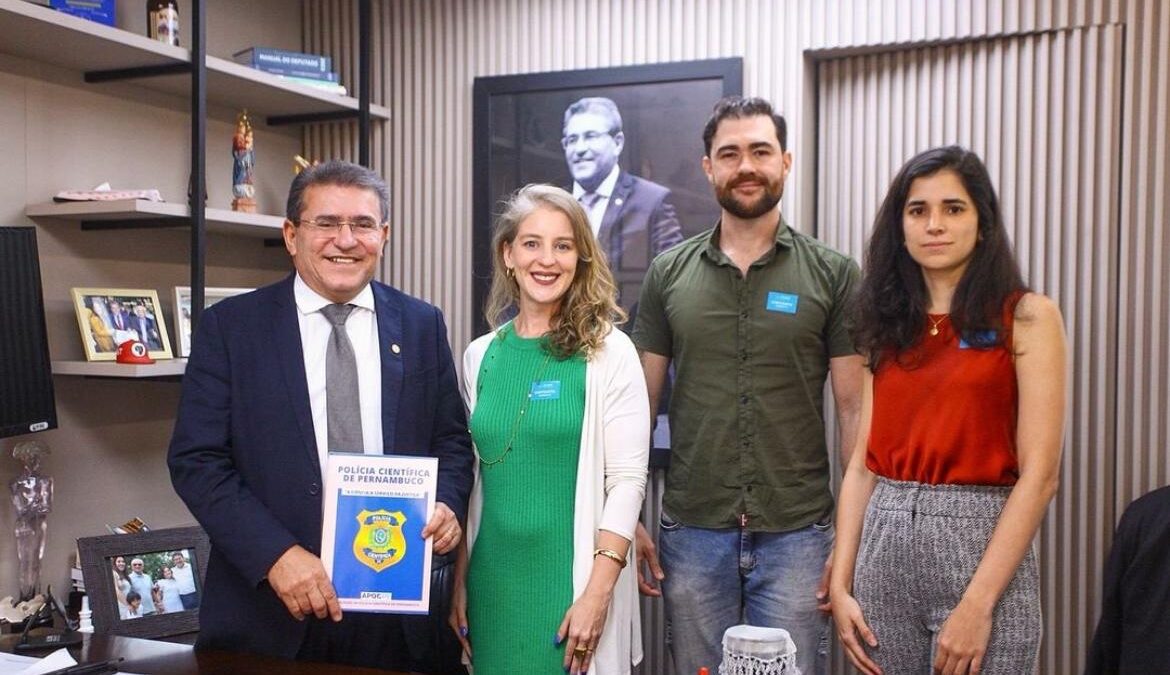 Luciano Duque discute implantação de IML em Serra Talhada