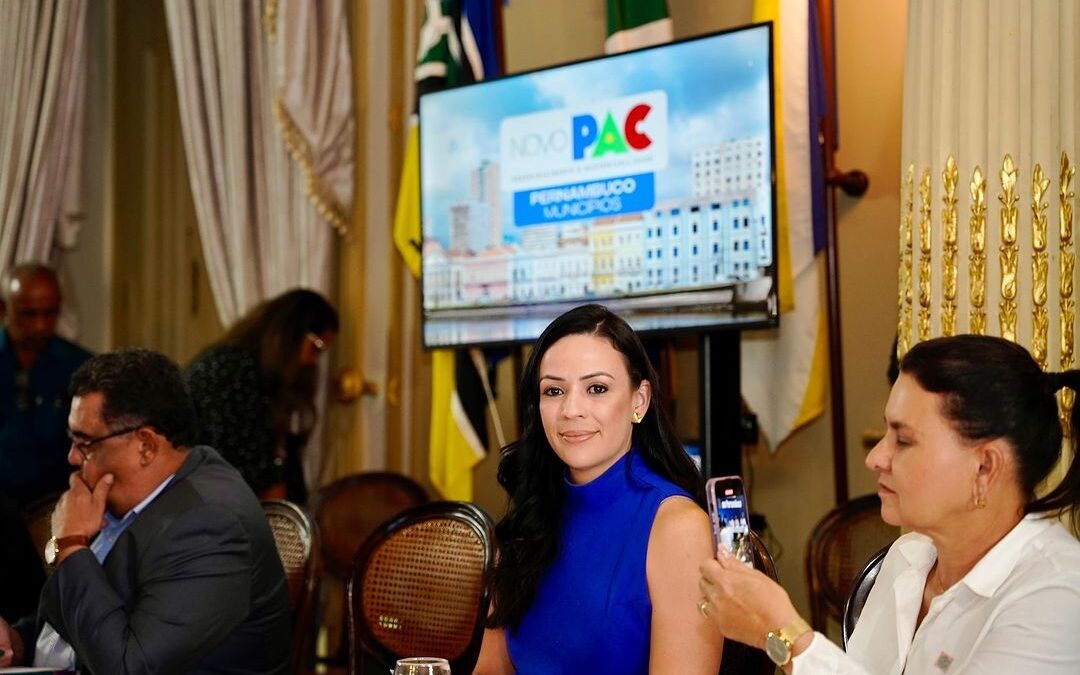 Márcia Conrado destaca avanços para Serra Talhada em alinhamento do Novo PAC