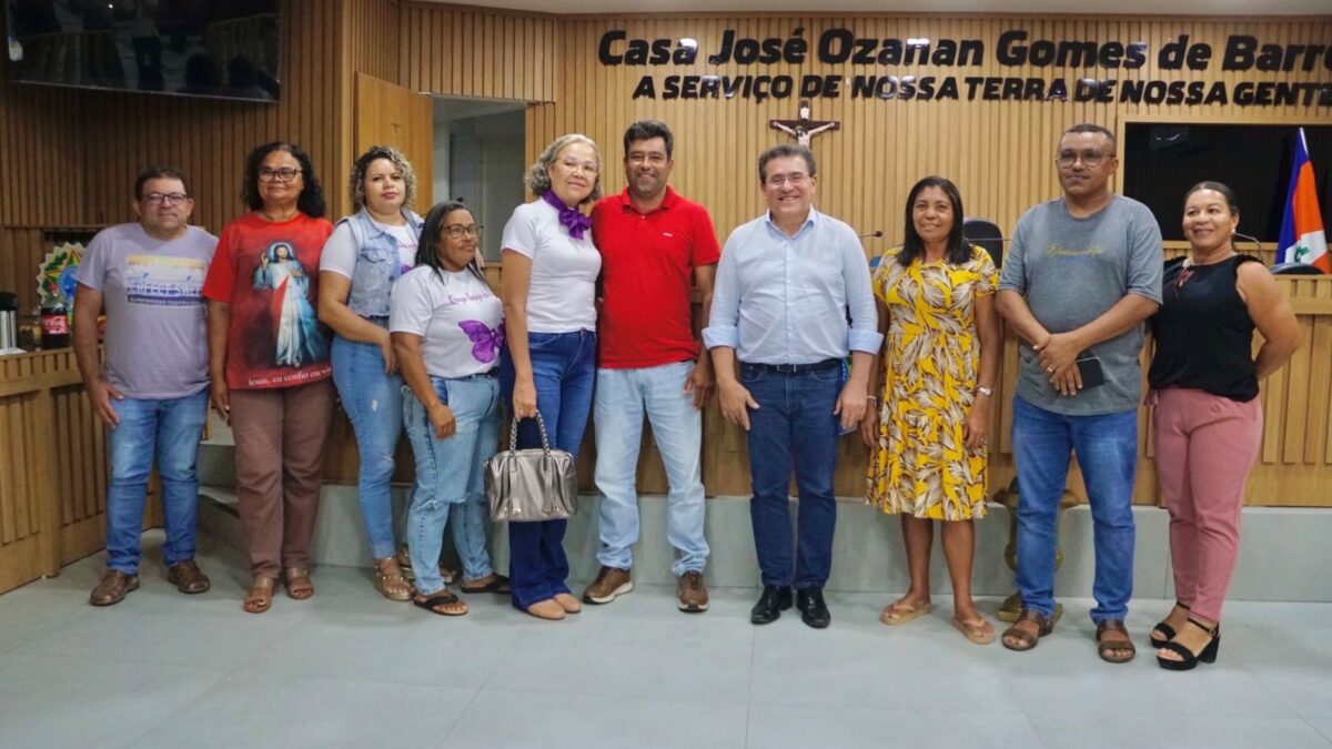 Duque dialoga com portadores de fibromialgia em Santa Maria da Boa Vista