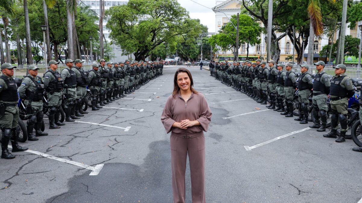 Raquel Lyra entrega novas viaturas e equipamentos para as Forças Operacionais