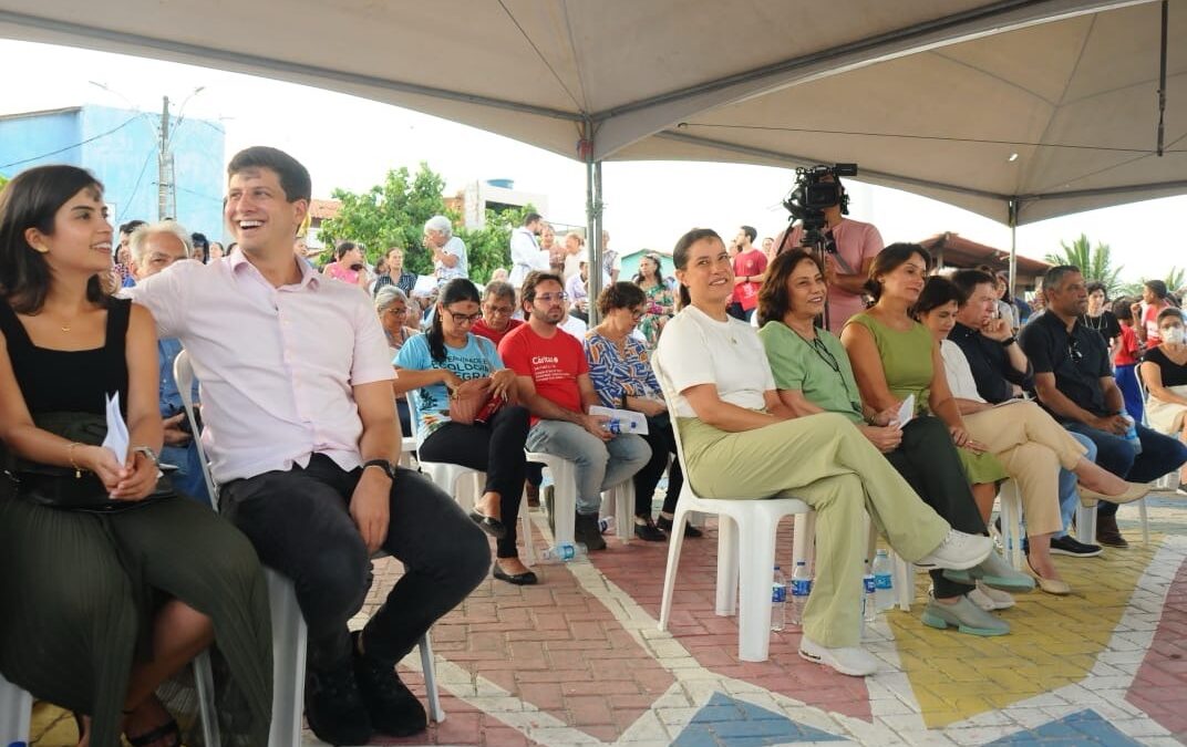 Raquel Lyra e João Campos cumprem agenda juntos na Ilha de Deus