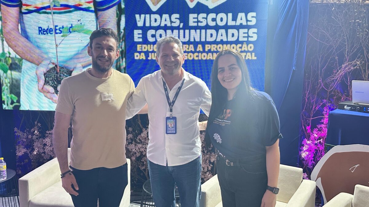 Representando o município, secretário de Serra Talhada prestigia encerramento de circuito literário