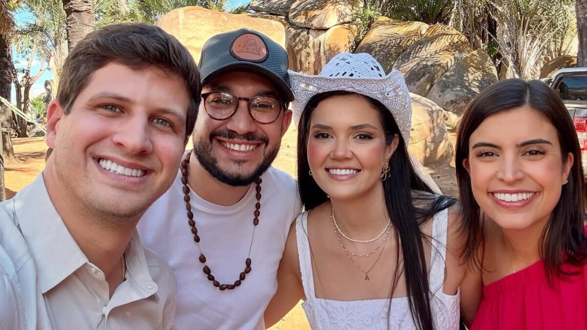João Campos visita São José do Belmonte para celebrar casamento de assessor com médica belmontense