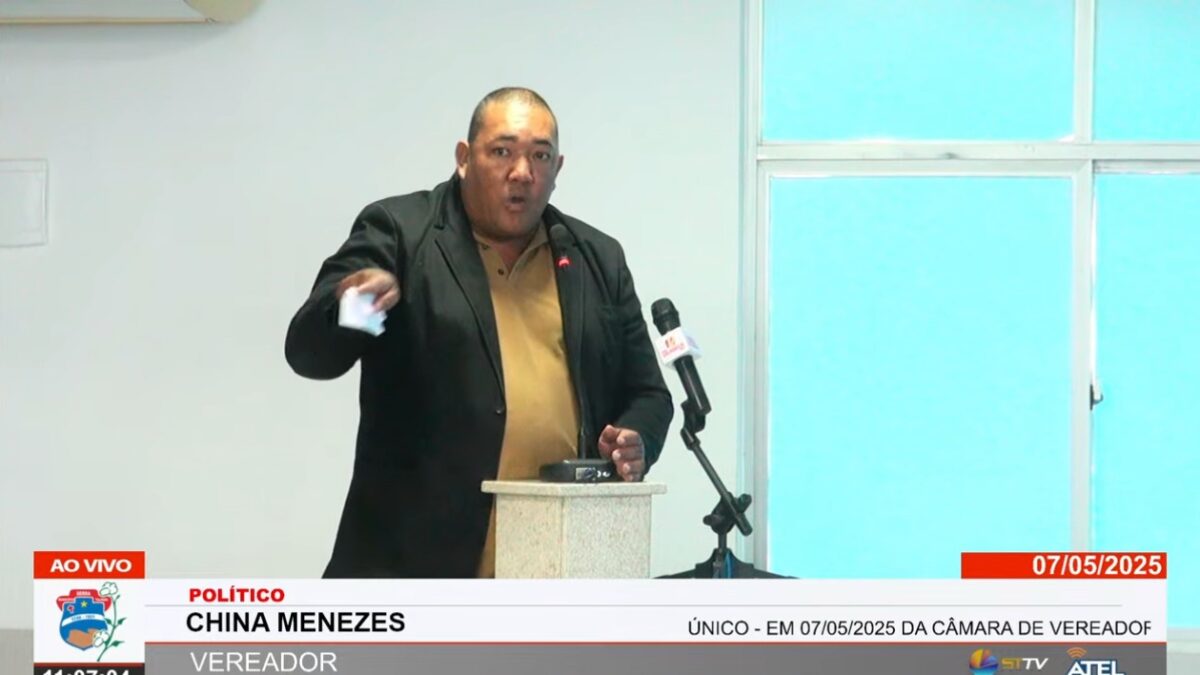 China Menezes cobra tapa-buraco no Vila Bela, critica secretários e pede fim de “estágio” na gestão Márcia