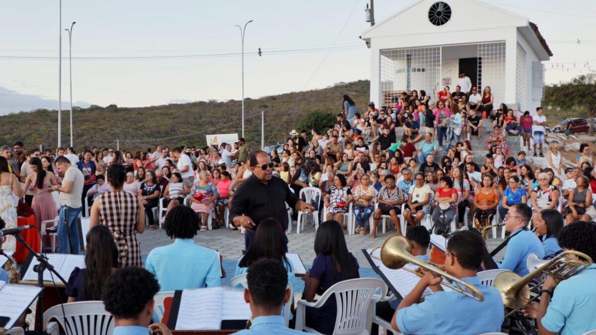 Dia das Mães é celebrado com música e poesia em Arcoverde
