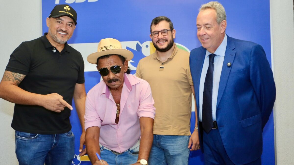 PSDB reforça chapa federal com a filiação dos influenciadores digitais Charles e Tiringa